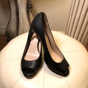 Antonio Melani black peep toe 3.5” heel. Sz. 9.5M